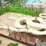 El Delfin - Campsite 4*